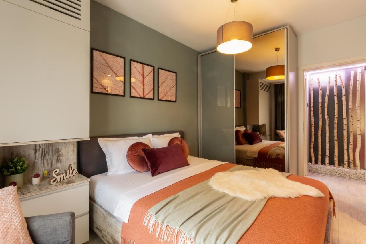 Modern 1Br Apt In The Old Town: The Perfect Choice Bukarest Exterior foto